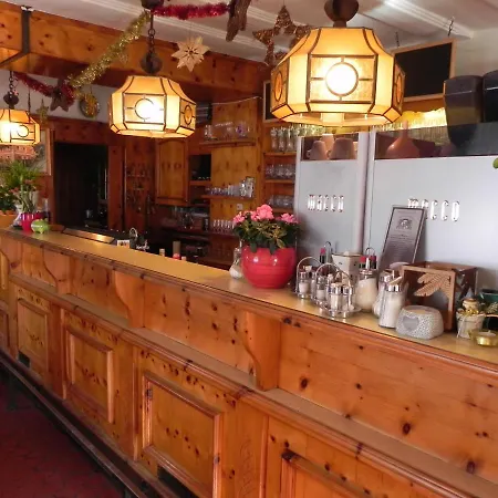 Kirchenwirt Sankt Johann Am Tauern Värdshus