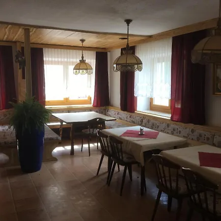 Kirchenwirt Sankt Johann Am Tauern Han/Misafirhane