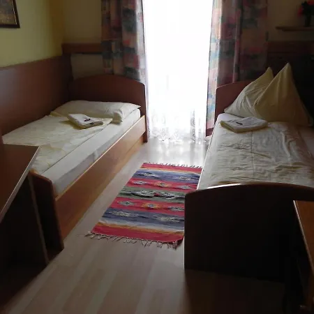 Han/Misafirhane Kirchenwirt Sankt Johann Am Tauern Sankt Johann am Tauern